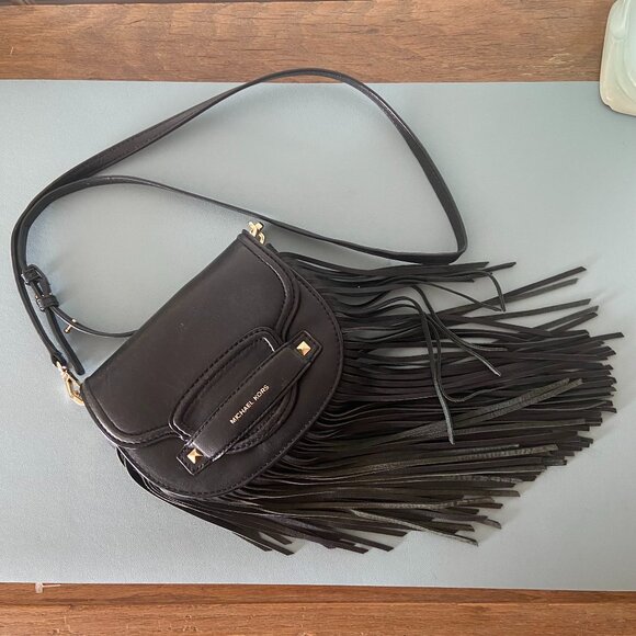 Michael Kors Cary Small Fringed Leather Crossbody Saddle Bag - Picture 3 of 13